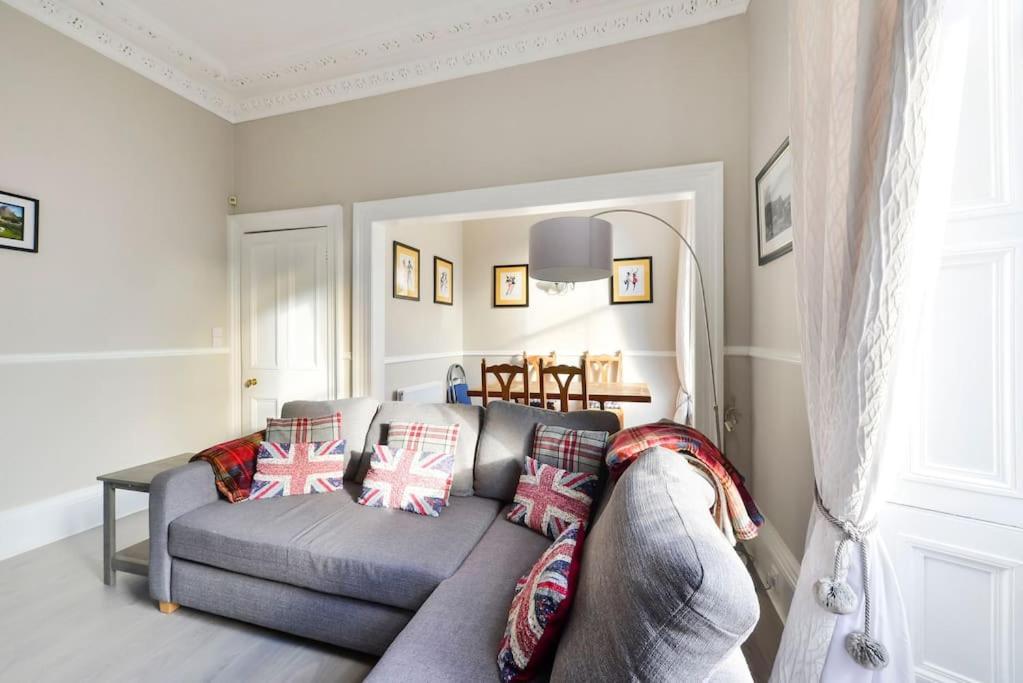 George IV Bridge - Superbly Located 3 Bedroom! Edimburgo Esterno foto